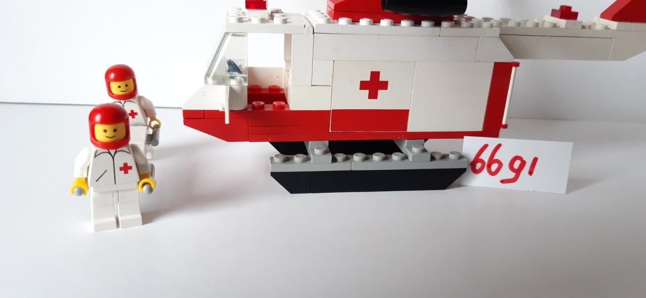 Lego Classic Town 6691: rode kruis helikopter