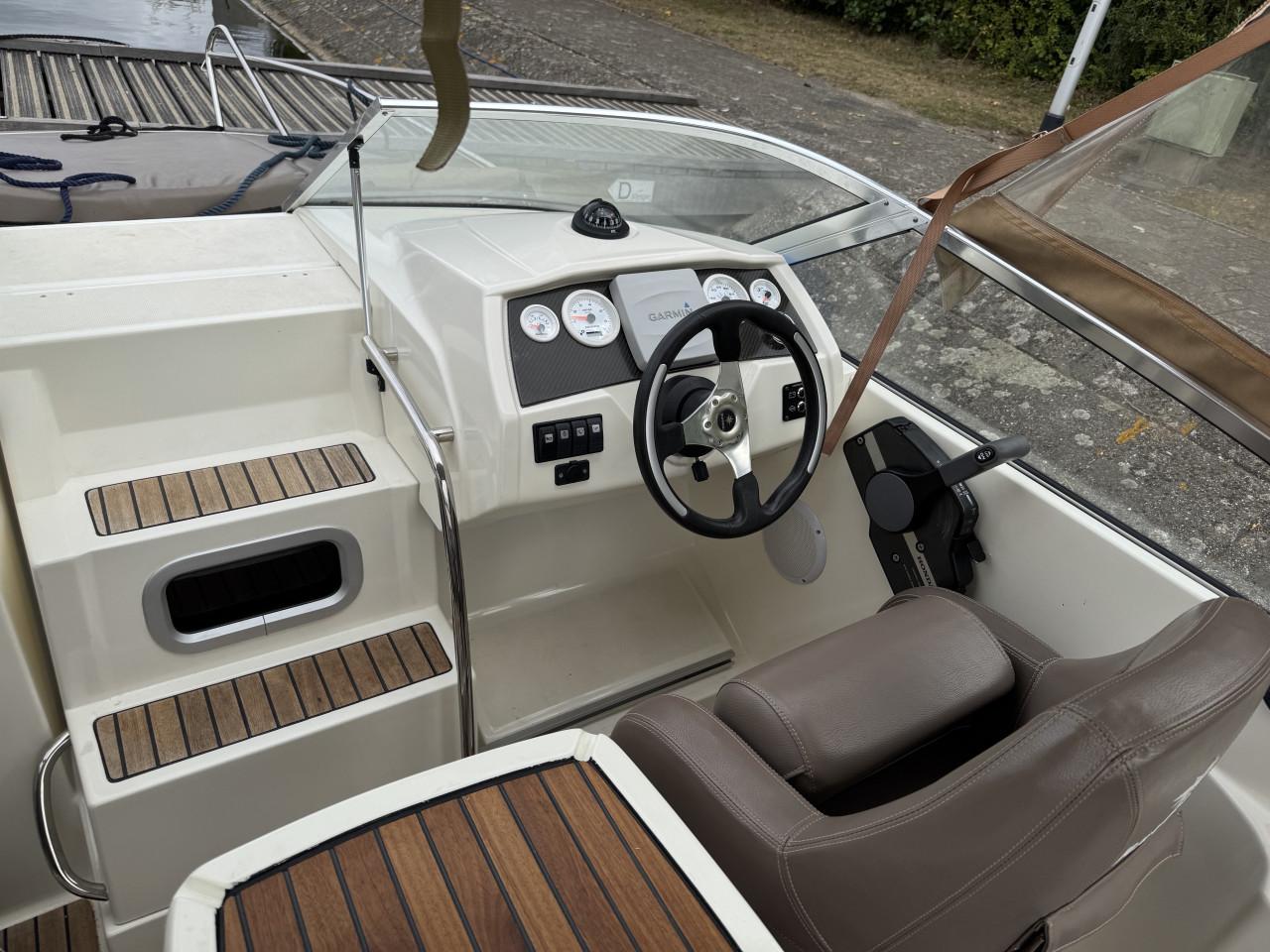 Jeanneau Cap Camarat 5.5 DC - 90pk vtec - NIEUWE kap-250 uur