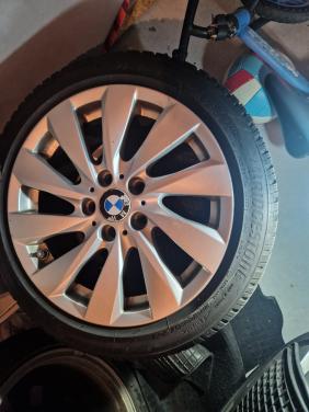 Winterbanden op velg bmw 1serie f21 tmps