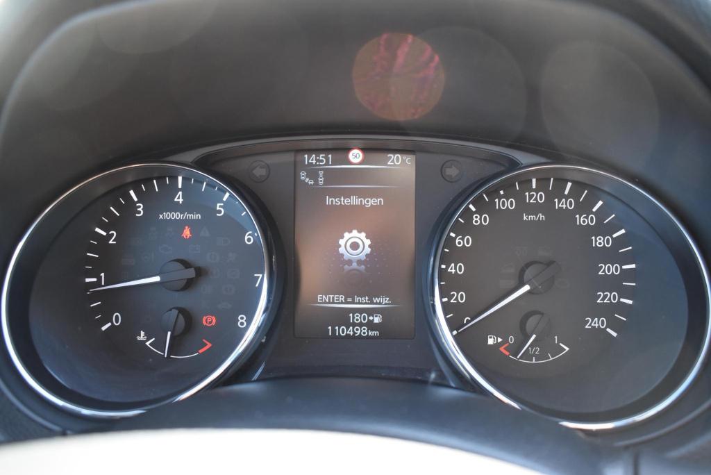 Nissan Qashqai 1.2 tekna | climate control | cruise control | trekhaak | st