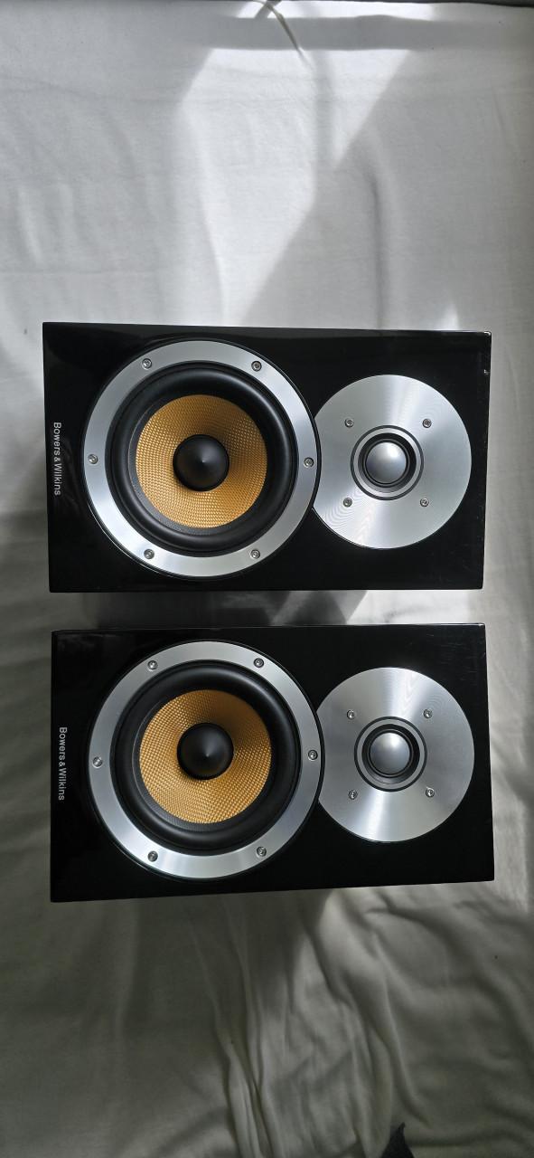 Bowers & Wilkins CM1 speakers