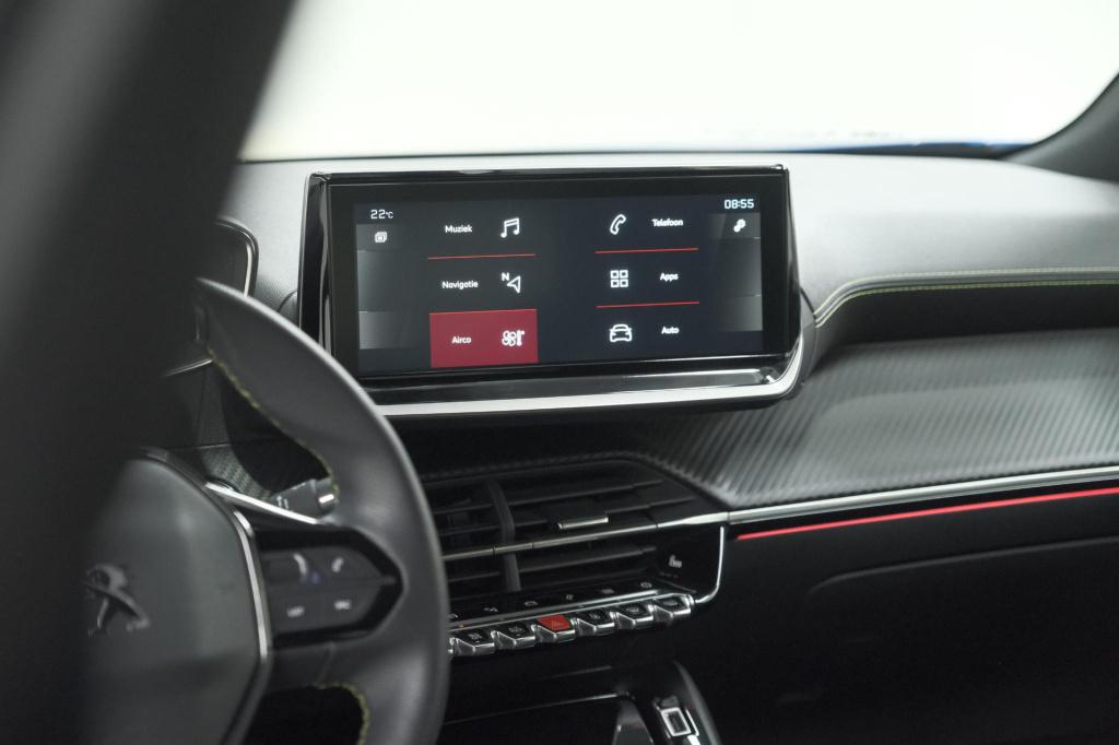 Peugeot 2008 puretech 130 gt | dodehoekdetectie | navigatie | apple carplay