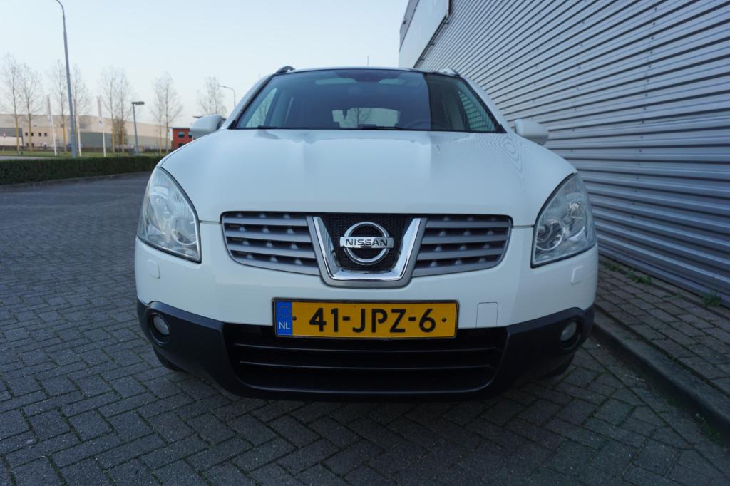 Nissan Qashqai 2.0 tekna climate / navi / cruise / camera / bt / stoelverw.