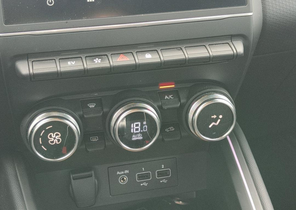 Renault Clio 1.6 e-tech hybrid 145 intens