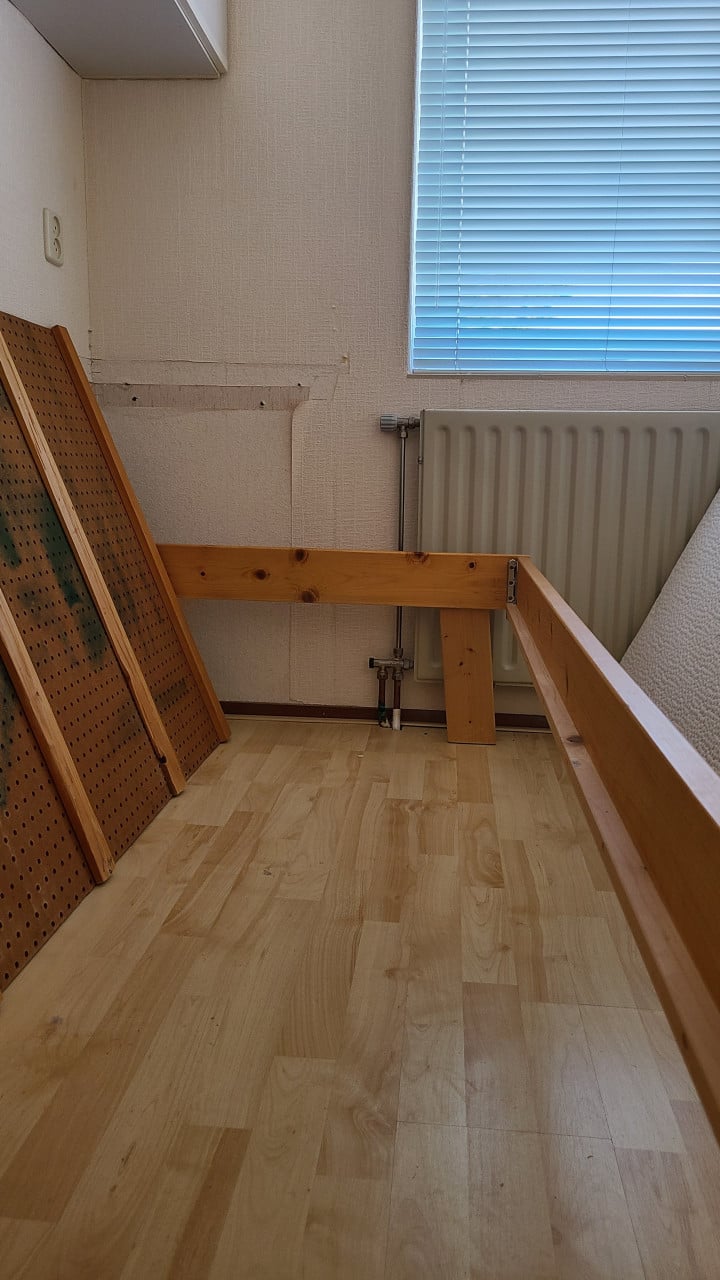 1 persoons bed (gratis)