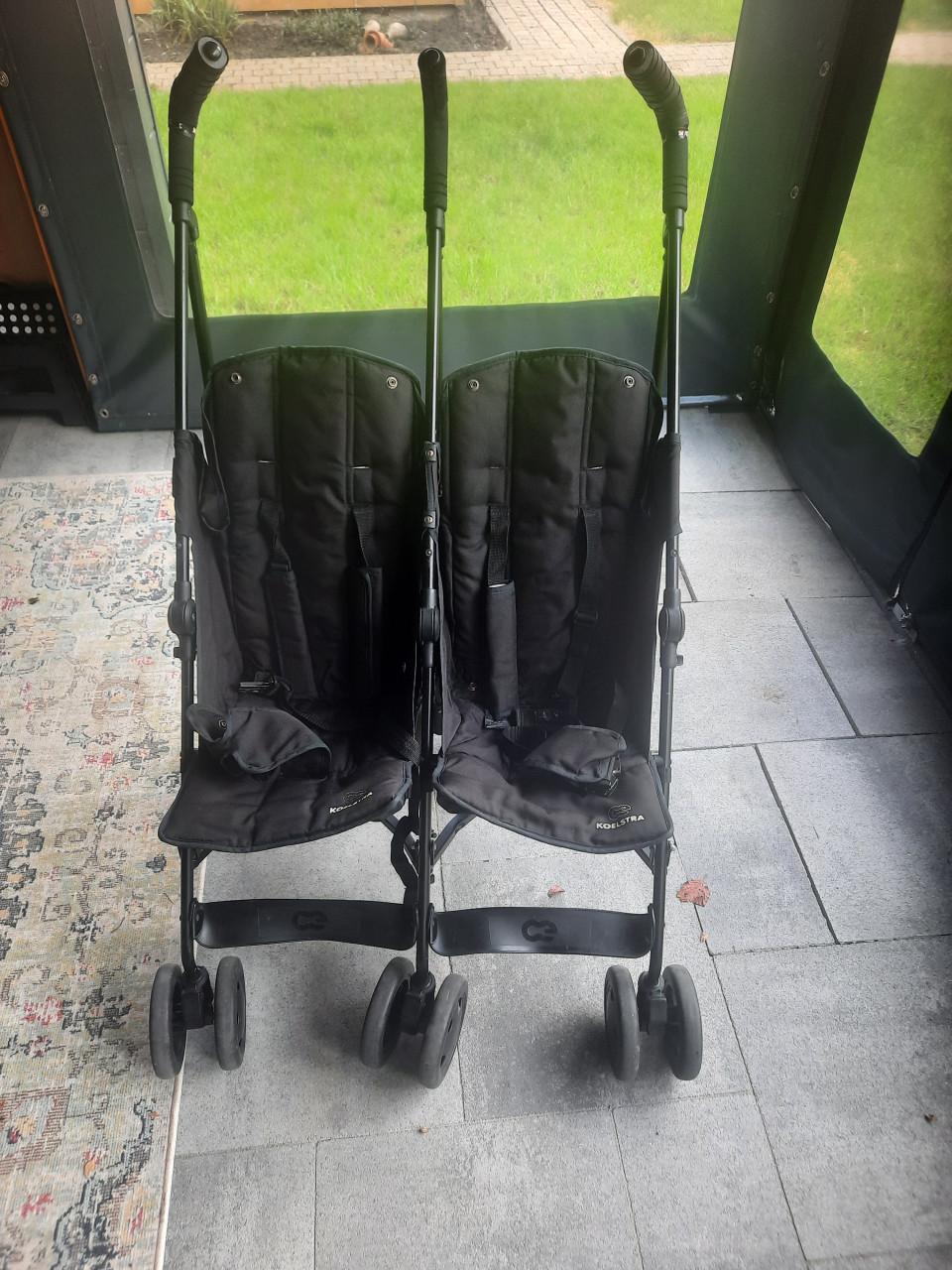 Koelstra tweeling buggy