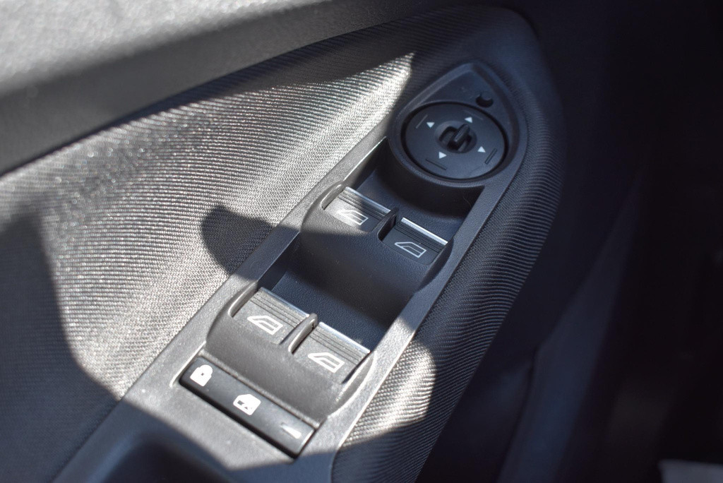 Ford Grand C-max 1.0 trend 7p. | 7 persoons | airco | cruise control | navi
