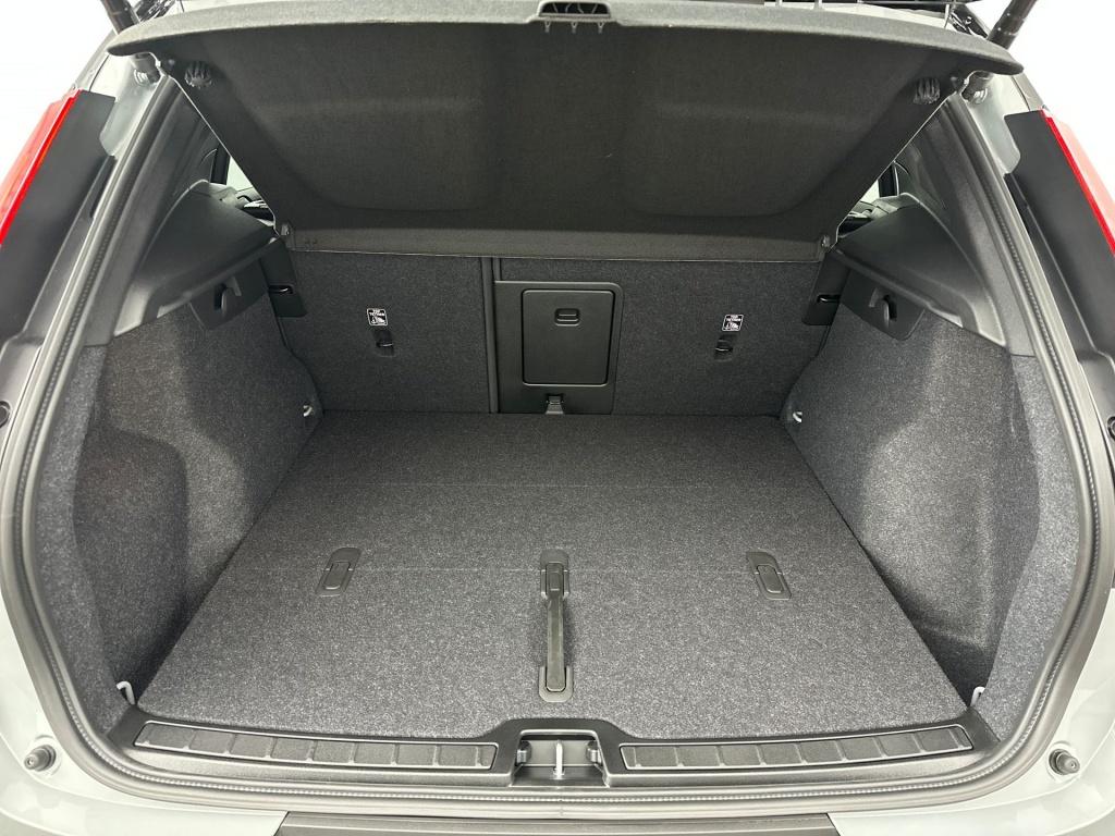 Volvo Ex40 extended ultra black edition europa
