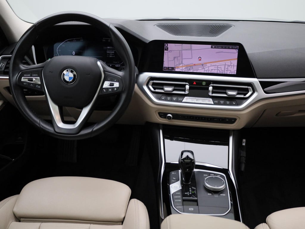 BMW 3-serie touring 318i business edition plus | automaat | lmv | panorama 