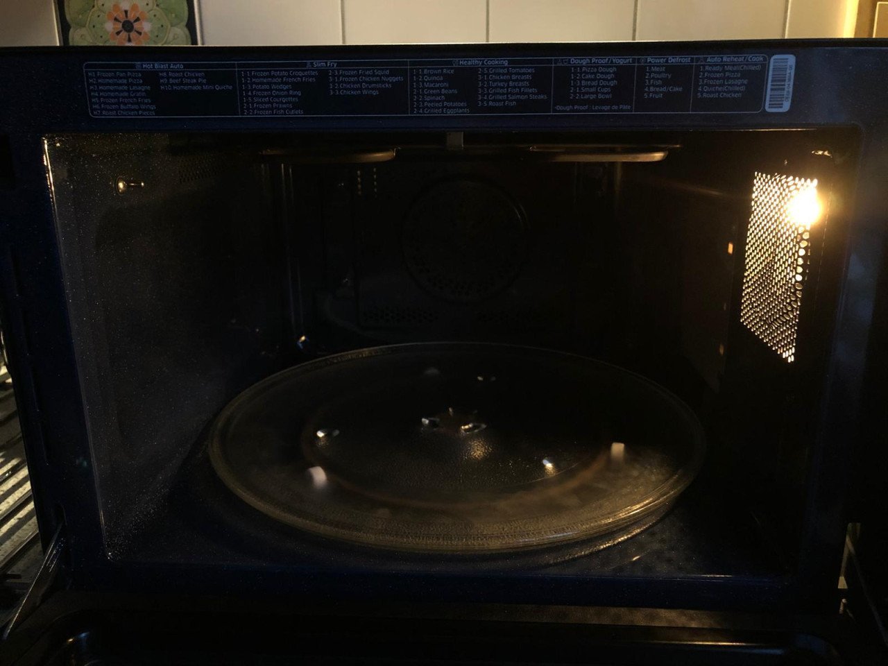 Zo goed als nieuwe Combi Magnetron 32L - Model: MC32K7055CK (augustus 2019)