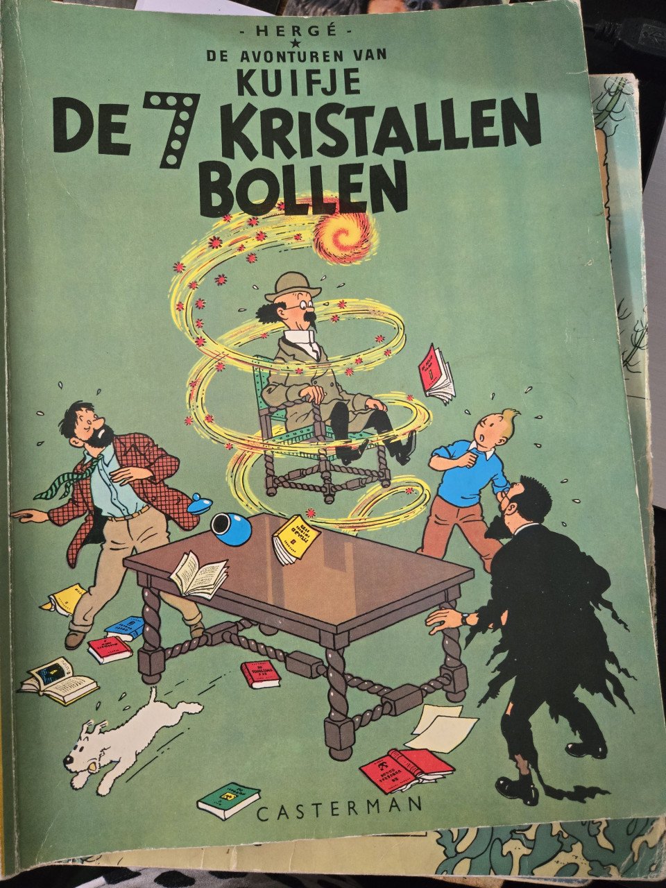 11 Stuks Kuifje stripalbums. In gelezen staat