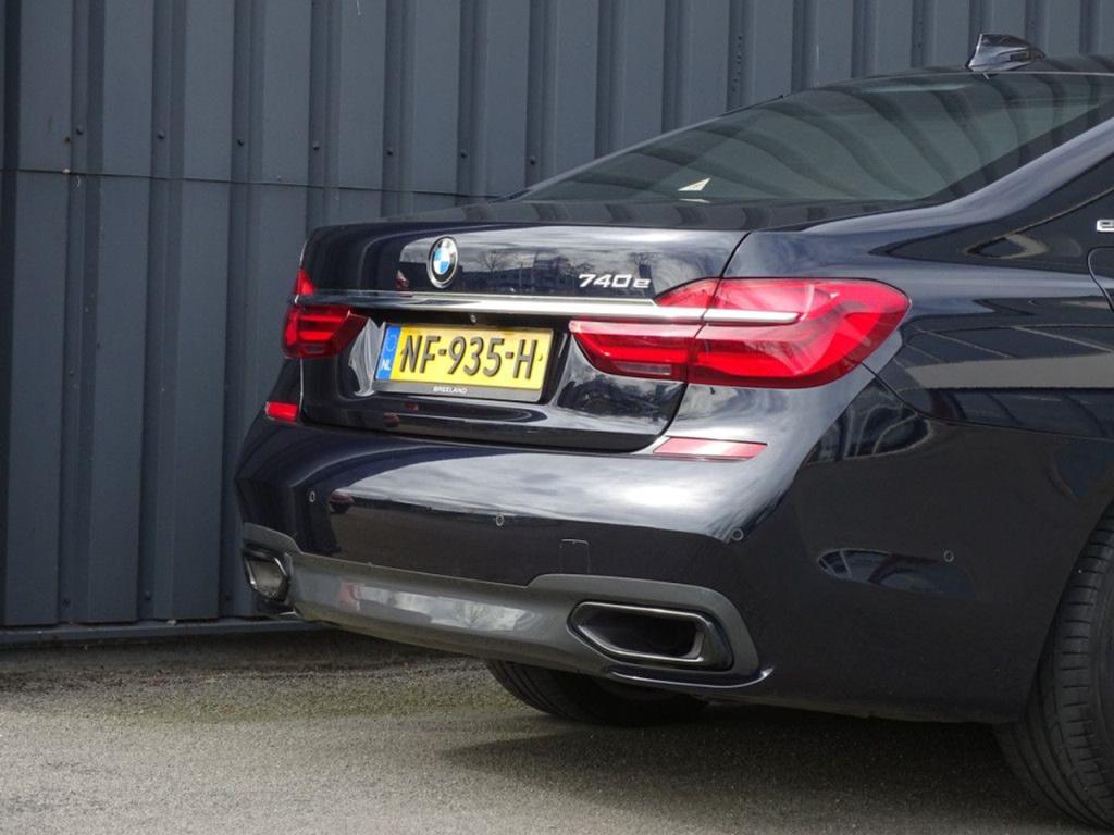 BMW 7 Serie 740e iperformance high executive m-sportpakket | driving assist