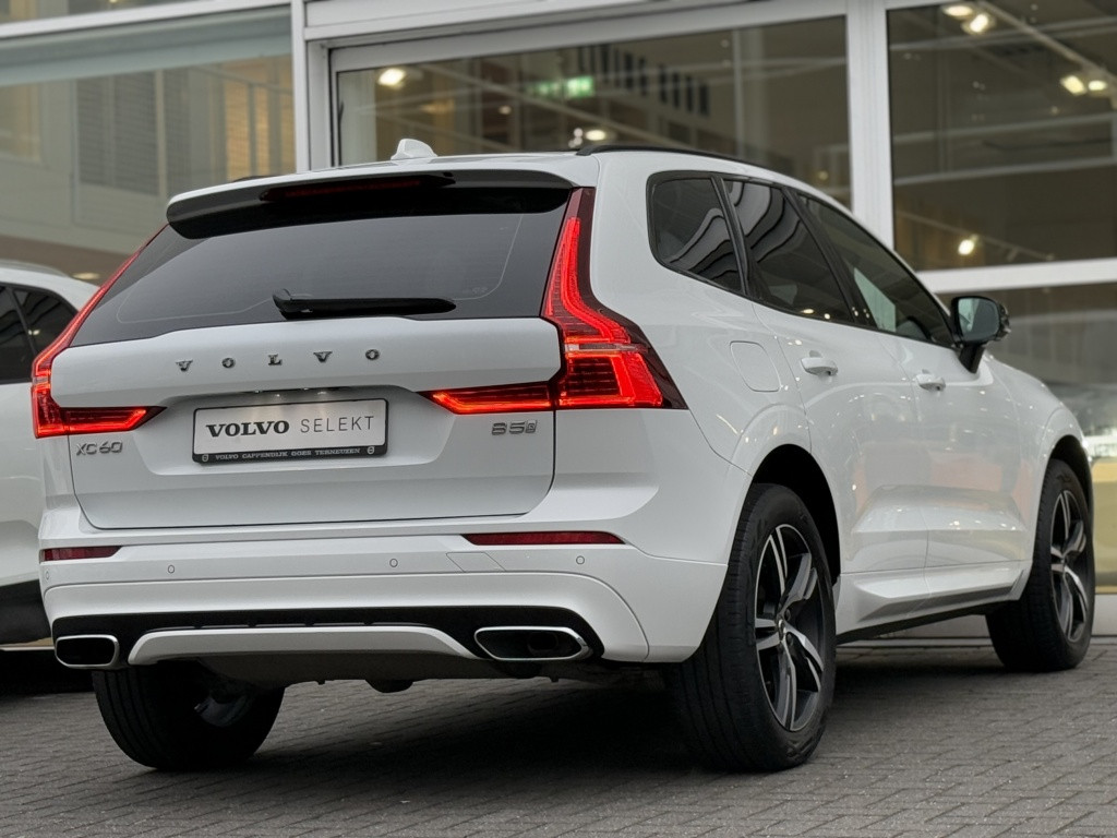 Volvo XC60 b5 264pk r-design| panodak| adap.cruise| 360camera| h&k sound