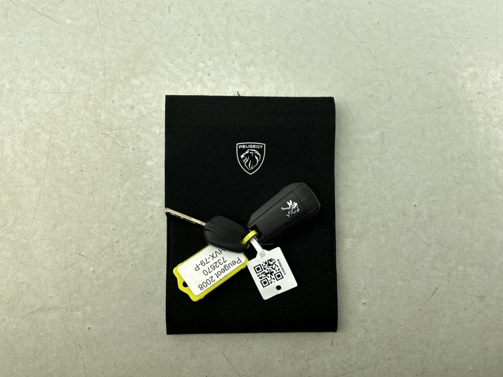 Peugeot 2008 130pk automaat allure pack | rijklaar | navigatie | parkeercam