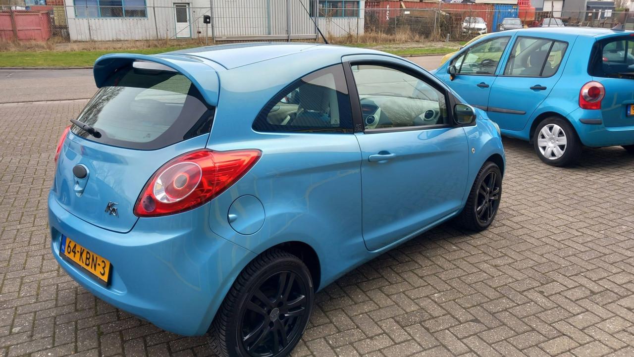 Ford Ka 1.2 Trend bj:2009 lm-velgen apk 2027 !!