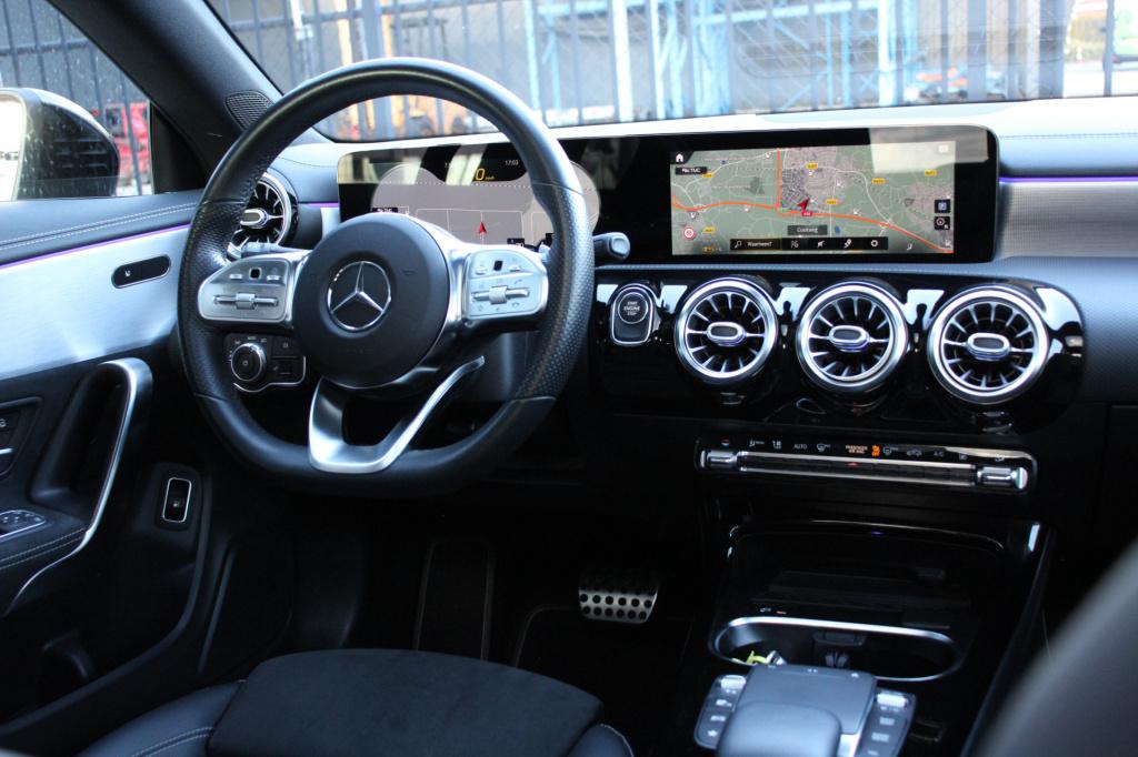Mercedes-Benz Cla 250 e amg edition | pano | nightpakket | sfeerverlichting