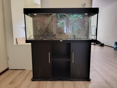 Aquarium Juwel Rio met kast en BioMaster 350 externe pomp