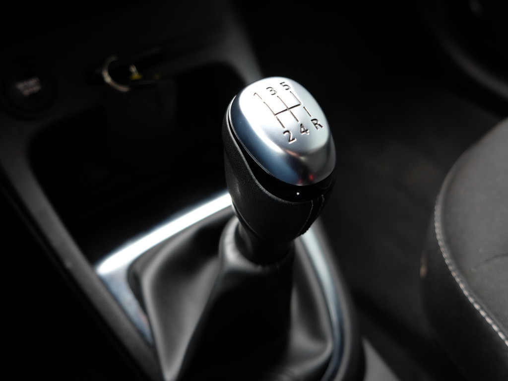 Renault Captur energy tce 90 limited navi full map |cruise control | blueto