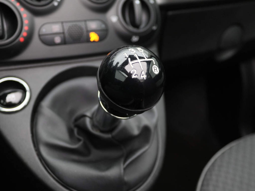 Fiat 500 C 0.9 twinair turbo young | cabrio | navigatie | cruise control | 