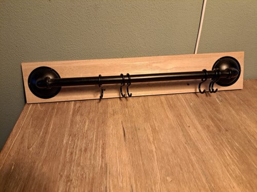 Te koop 2 kinder kapstokjes