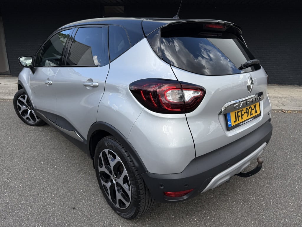 Renault Captur 1.3 tce version s // automaat // trekhaak //