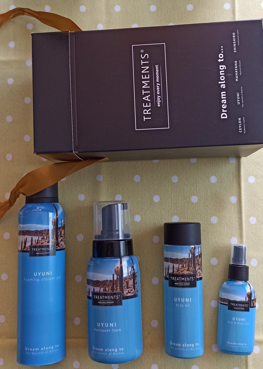 TREATMENTS, 4 wellness produkten €20 - Mahayana / Uyuni