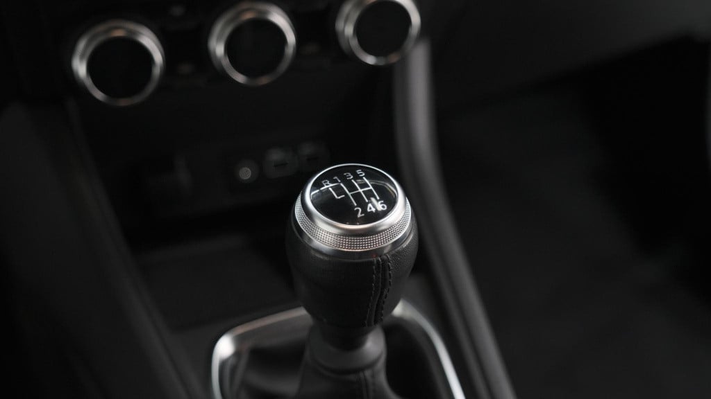 Renault Captur tce 90 techno | camera | navigatie | pack winter | apple car