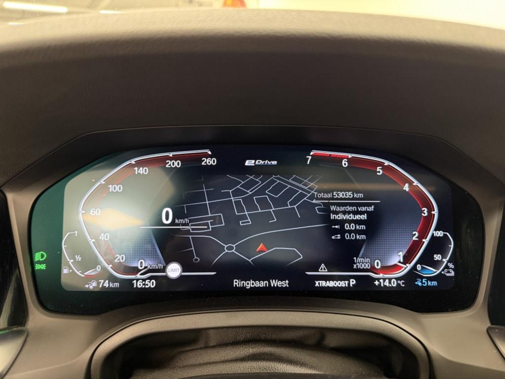 BMW 3-serie 330e m-sport | schuif/kanteldak | trekhaak | 360 camera |