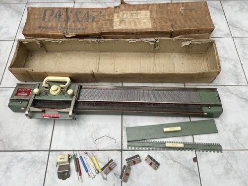 Oude passap breimachine Jaren '50.