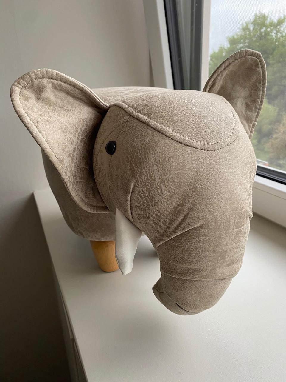 Olifant poef / voetenbankje