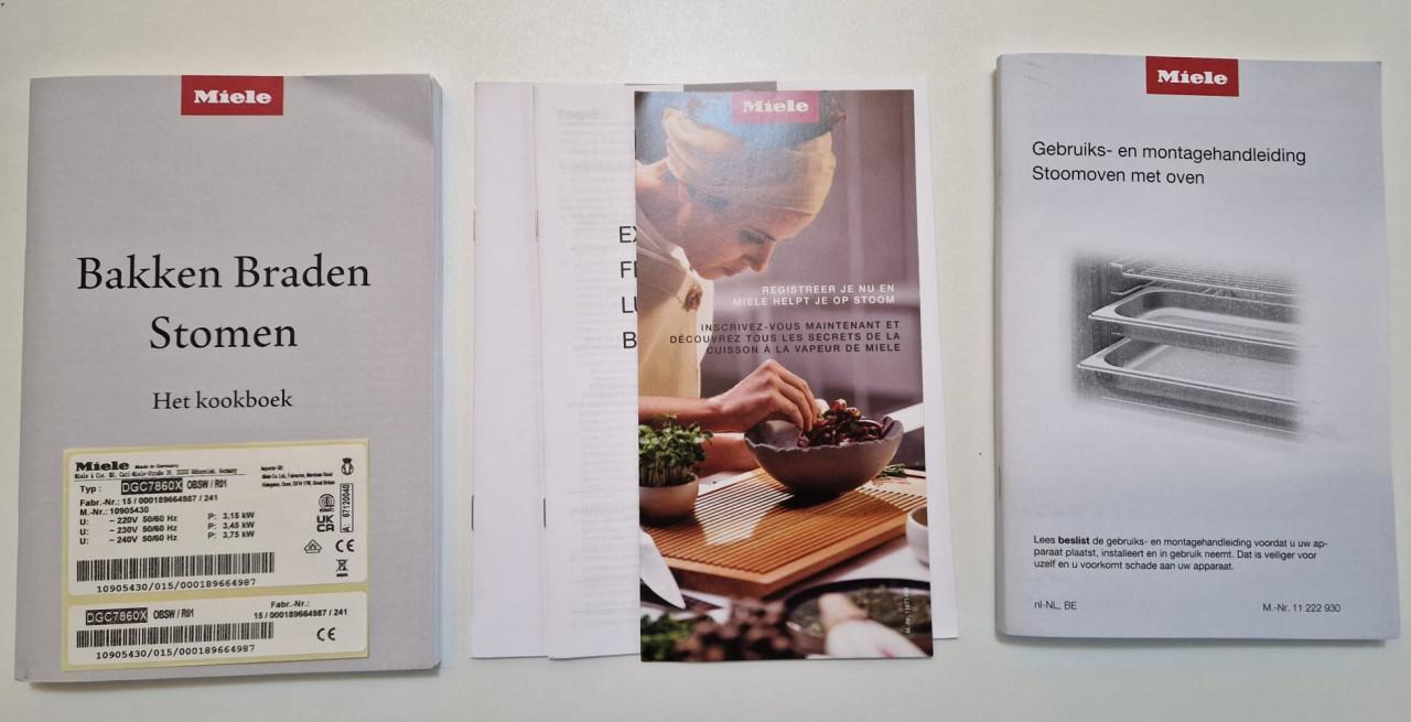 Stoom- Bakoven, inbouw, Miele 60 x 60 cm in zeer goede staat