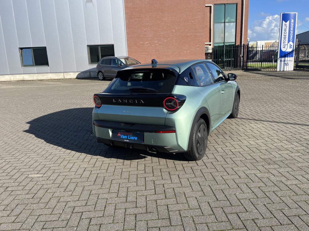 Lancia Y(psilon) 1.2 turbo hybrid