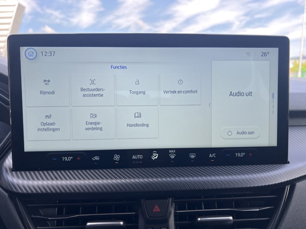 Ford Kuga 2.5 plug in hybrid 243pk e-cvt st-line