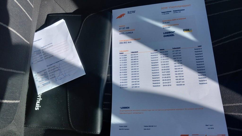 Opel Corsa 1.2 16v Enjoy 5deurs bj:2007 airco lm-velgen i.z.g.st