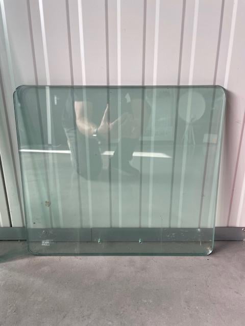 Gratis. glasplaten (veiligheidsglas)