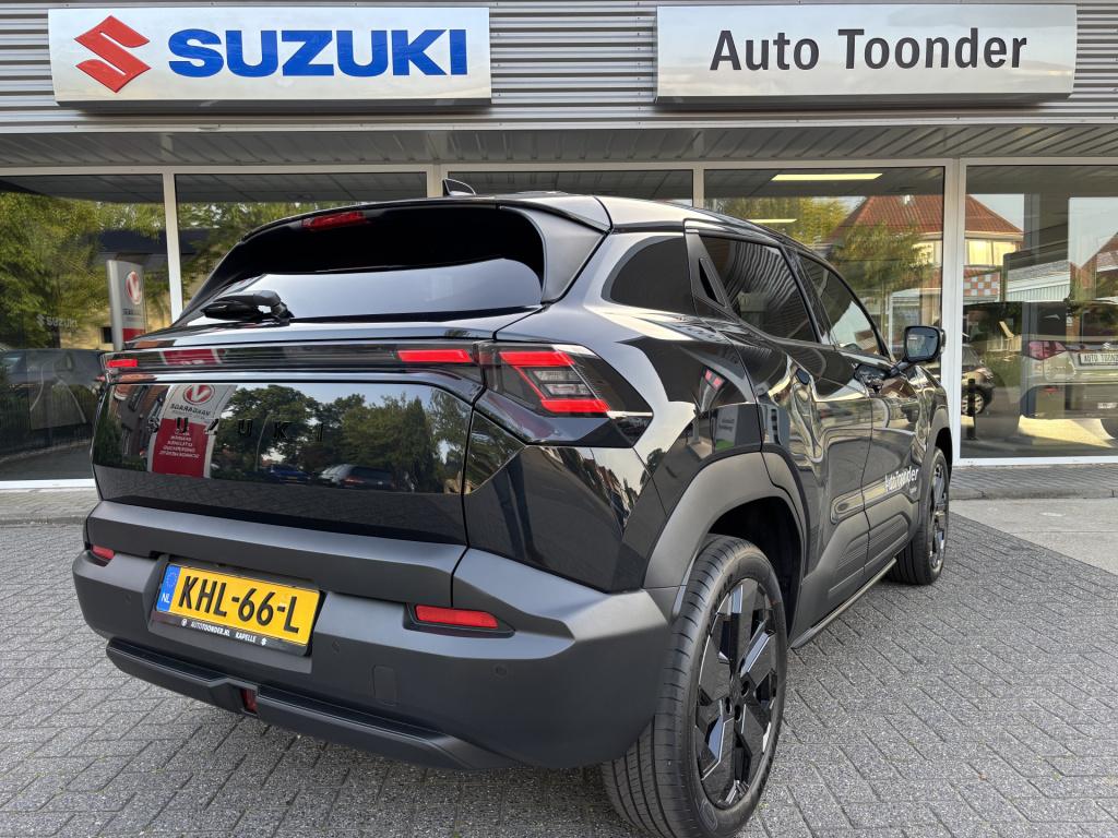 Suzuki E Vitara style 61 kwh