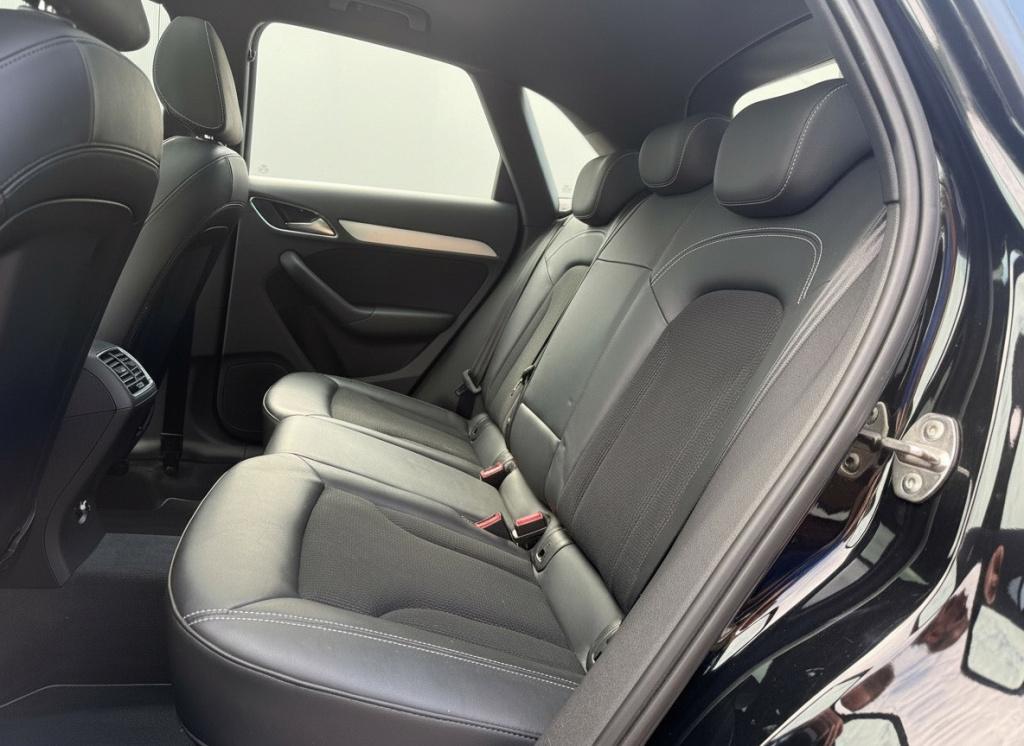 Audi Q3 1.4 tfsi cod s edition automaat