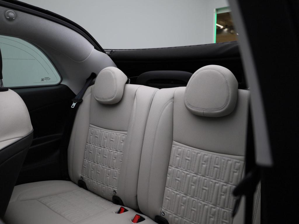 Fiat 500 C 500e 42 kwh la prima | cabrio | automaat | navigatie | virtual c
