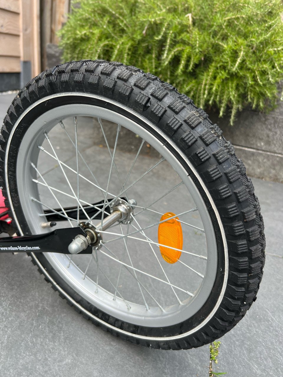 Volare Step 16 inch - Jongens/Meisjes - Zwart/Rood