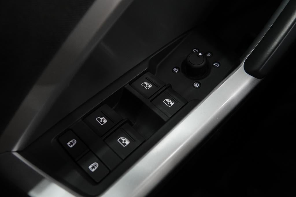 Audi Q3 40 tfsi | quattro | acc | camera | led |