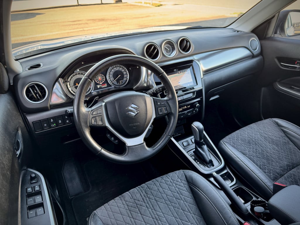 Suzuki Vitara 1.4 boosterjet stijl navi ecc cruise pano dak