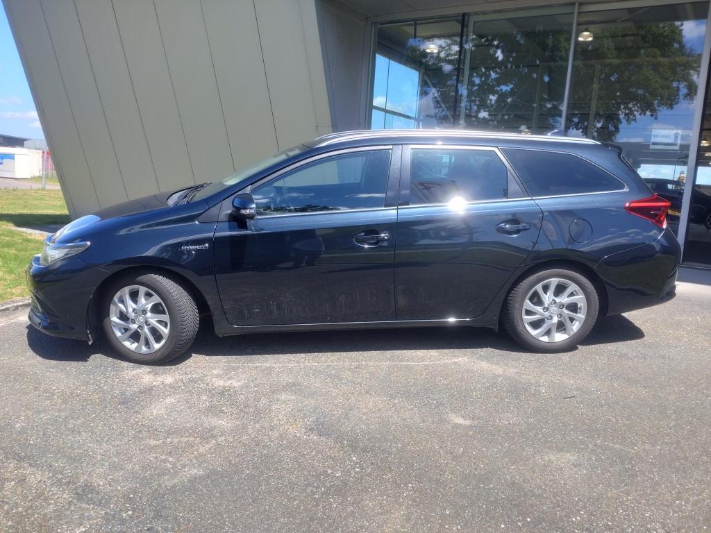 Toyota Auris touring sports 1.8 hybrid | automaat