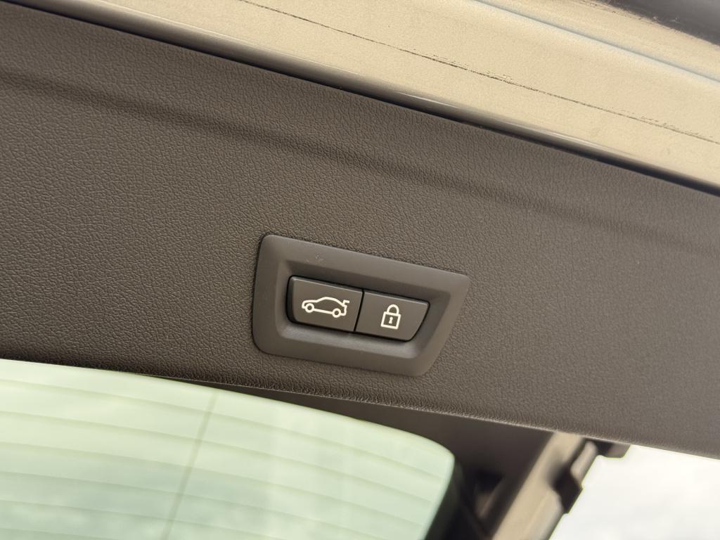 BMW X6 m competition | btw | pano | softclose | 360 camera | harman kardon 