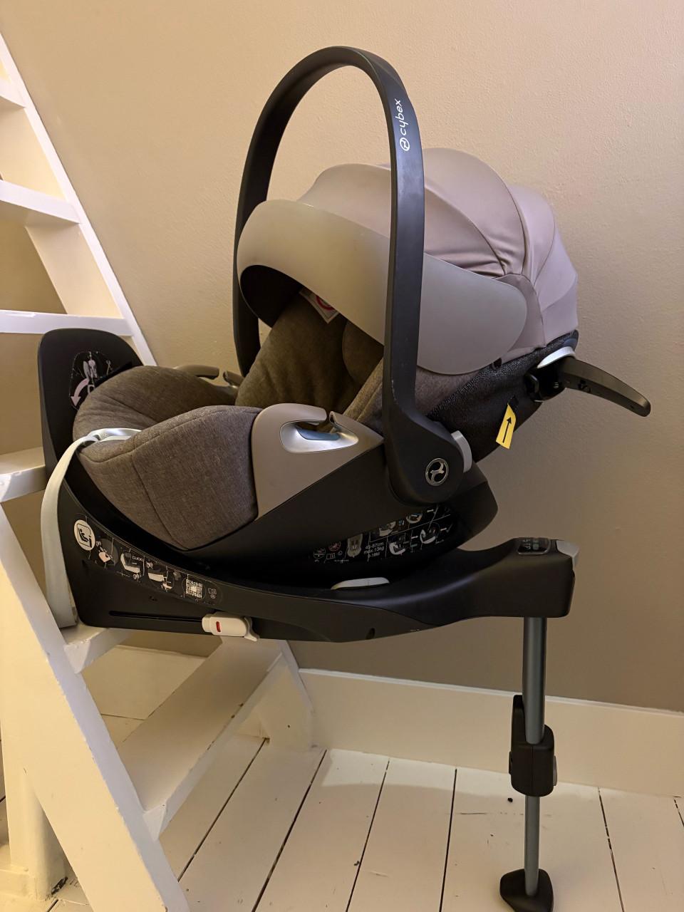 Cybex cloud t