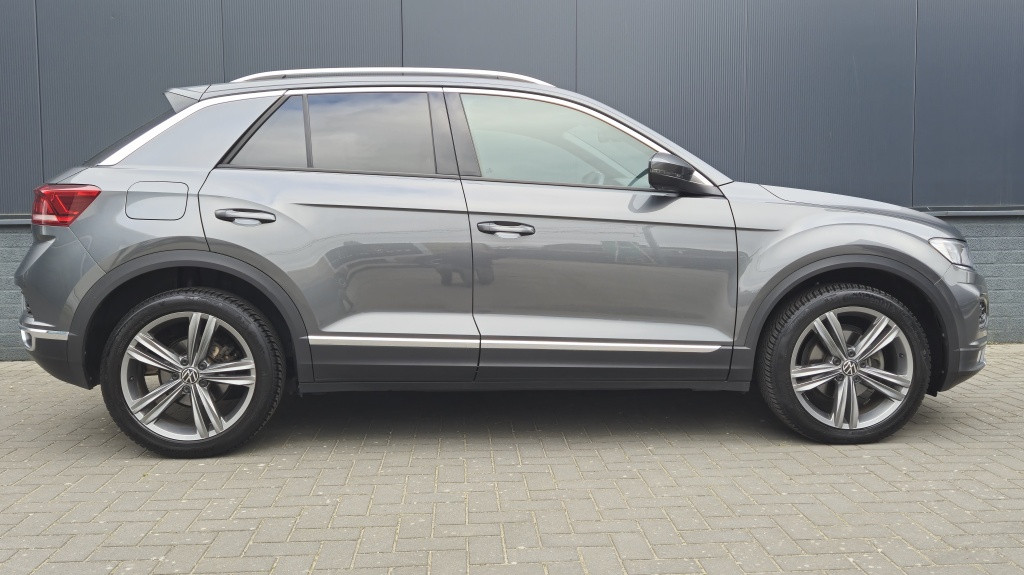 Volkswagen T-roc 1.5 tsi sport*acc*clima*navi*camera*blind spot*virtual*18 