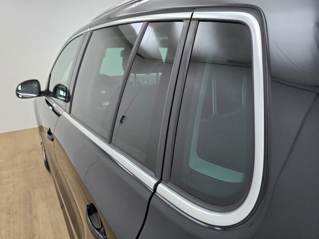 Volkswagen Tiguan occasion 2.0 tsi sport&style 4motion met panoramadak en c