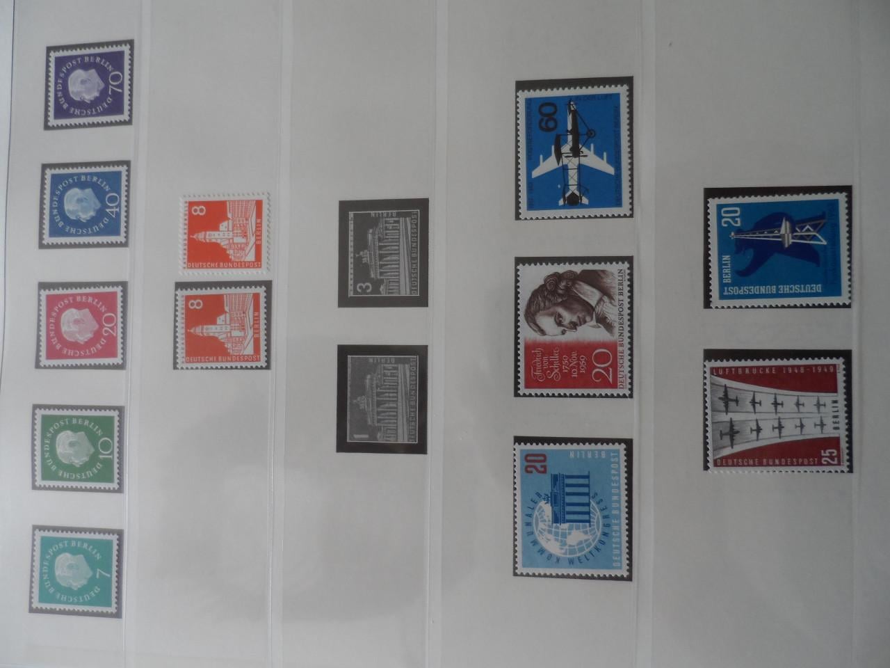 Postzegels BERLIJN 2 LINDNER FALZLOZ T albums en 100 FDC's