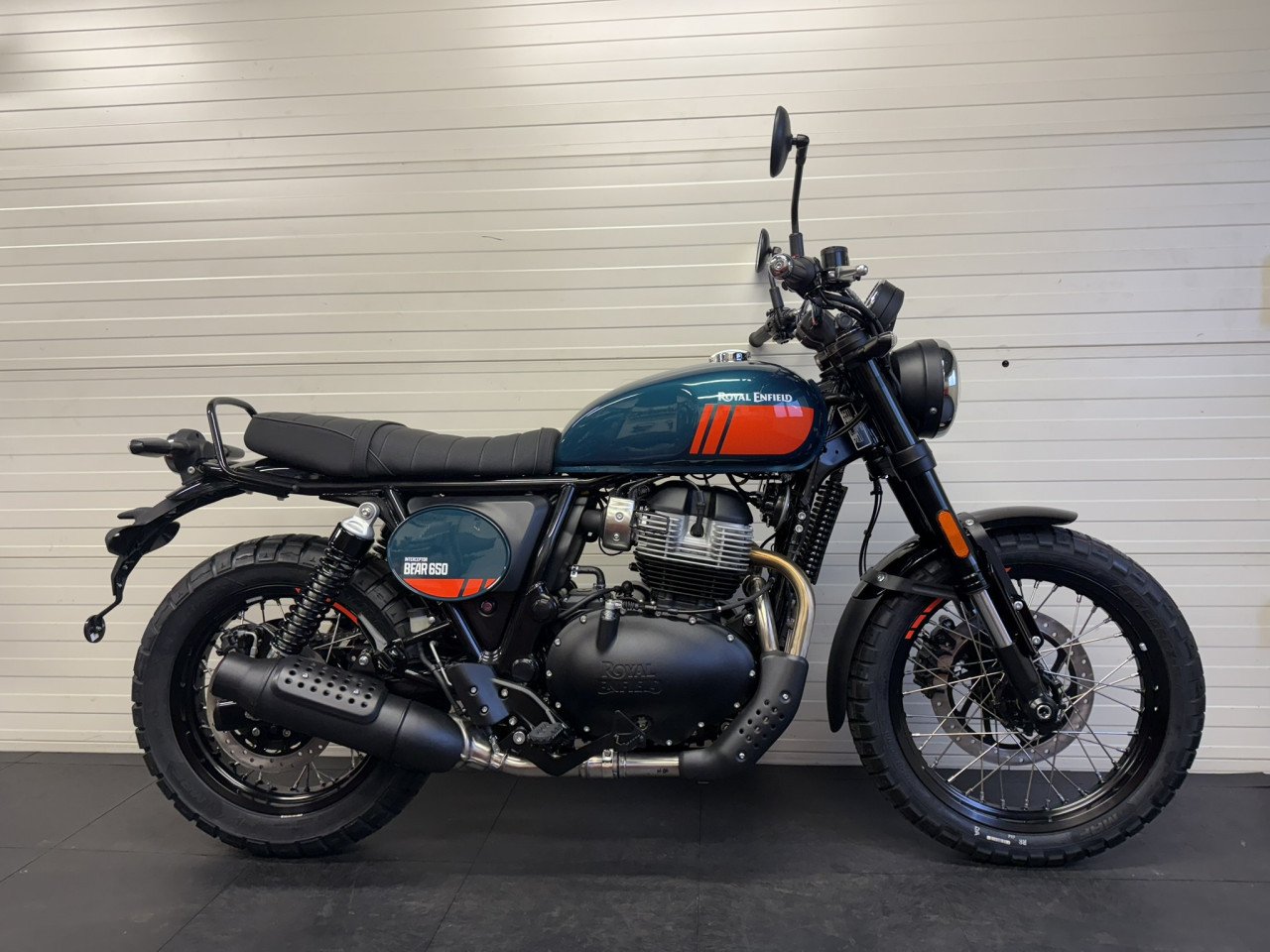 Royal Enfield Bear 650 Nieuw nu uit voorraad leverbaar!