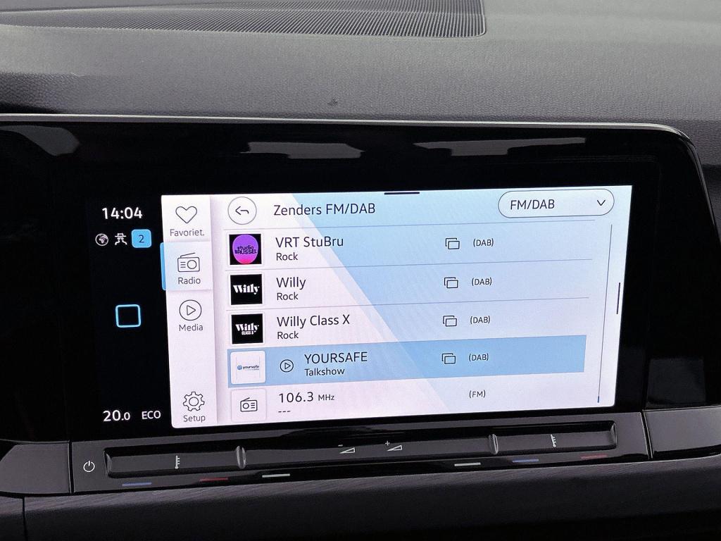 Volkswagen Golf 1.4 ehybrid style | lage km stand! | navigatie | apple carp