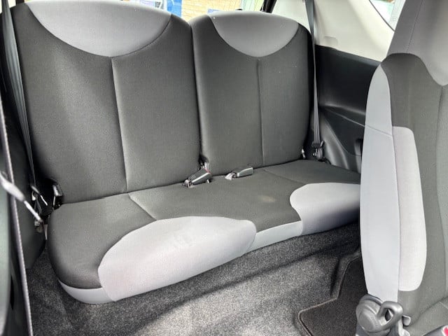 Peugeot 107 1.0 68pk 3d access pack accent radio/cd | airco | zuinige motor